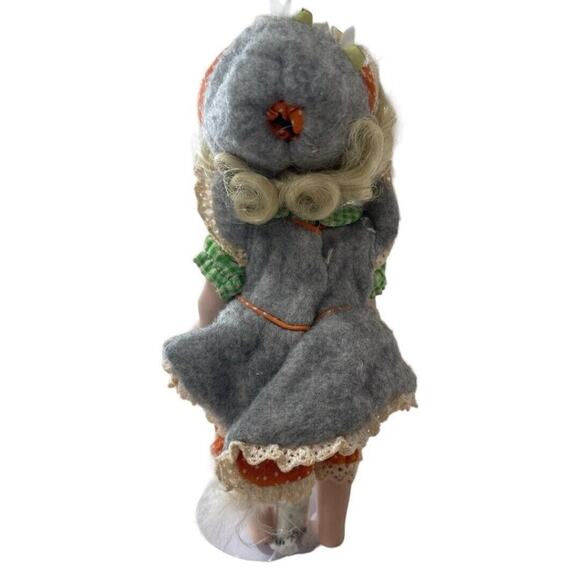 Marie Osmond Porcelain Doll Lucy Goosey Petite Amour - Picture 4 of 7